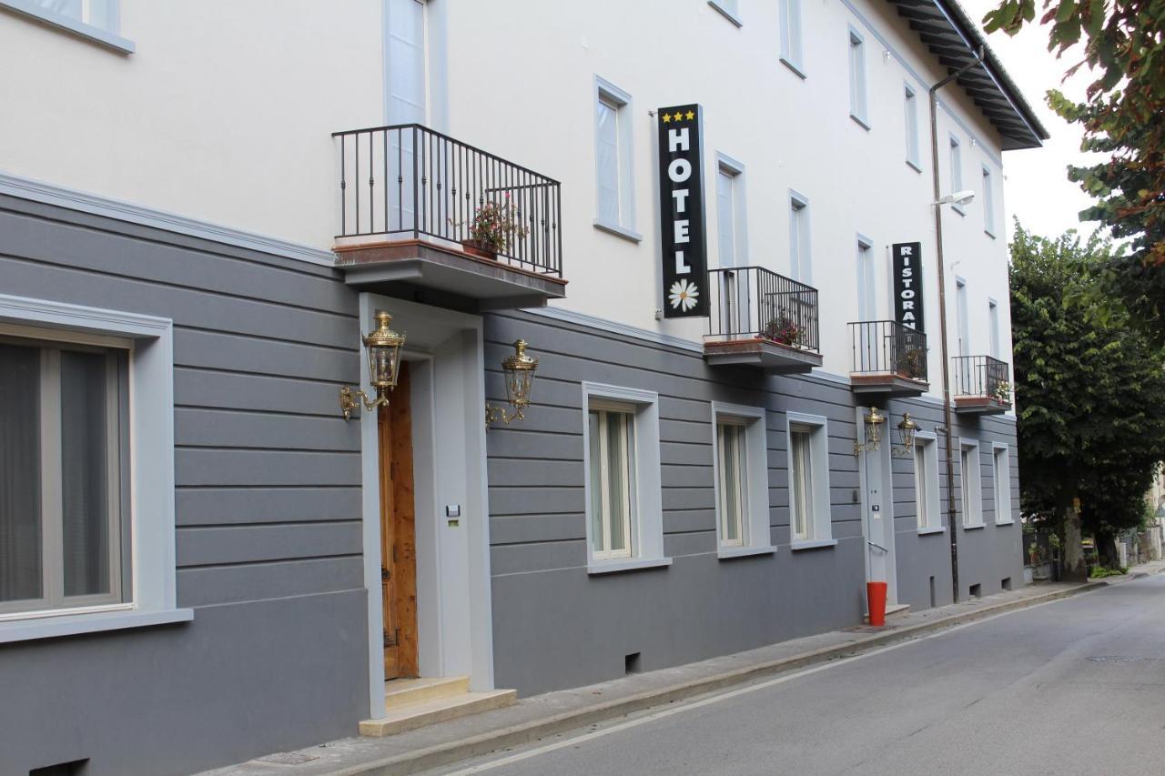 Hotel Margherita Montepiano Eksteriør billede